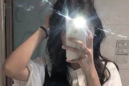 未成年人不该沦为“数字商品”