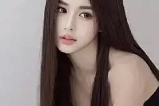 张嘉慧：从校园女孩到时尚巨星的华丽转身